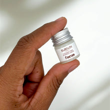 Load image into Gallery viewer, Tiny Candle - Focus