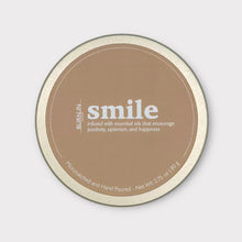 Load image into Gallery viewer, Smile Travel Tin